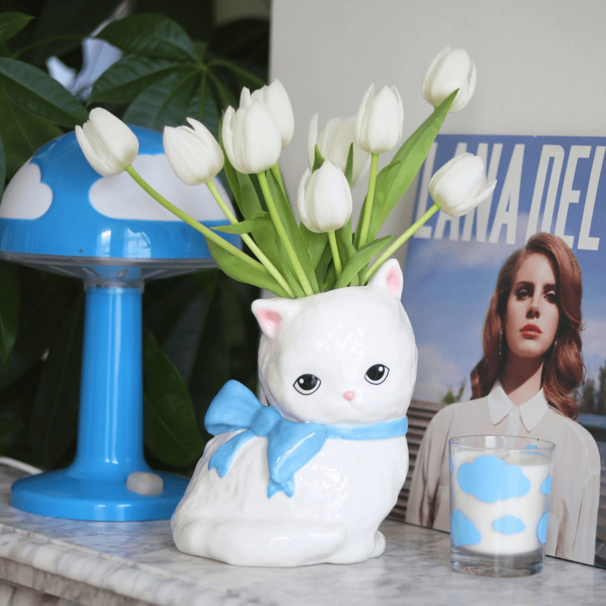 Cat vase