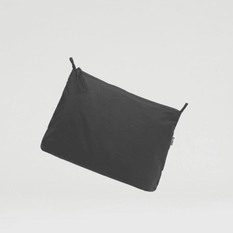 Ona Zippered Organizer - black