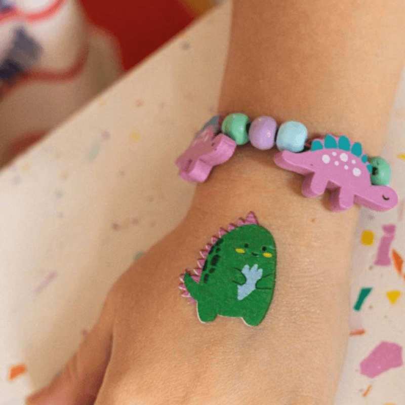 DIY armbånd og tatovering - Dinosaur