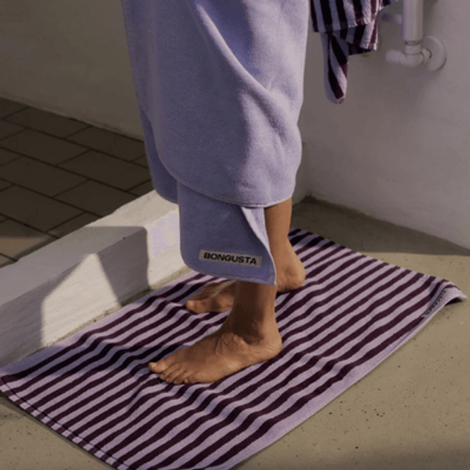 Hovedbilde Naram Badematte - wine & lavender blue