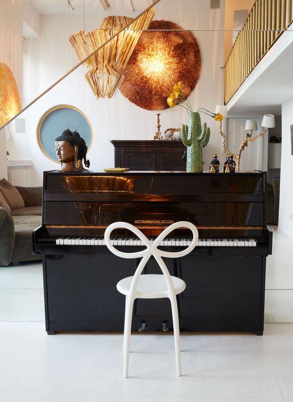 Ribbon Chair White