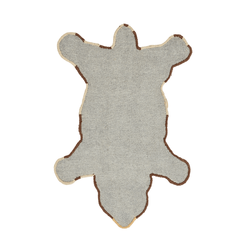 Quin Bear Rug Large * FORHÅNDSBESTILLING
